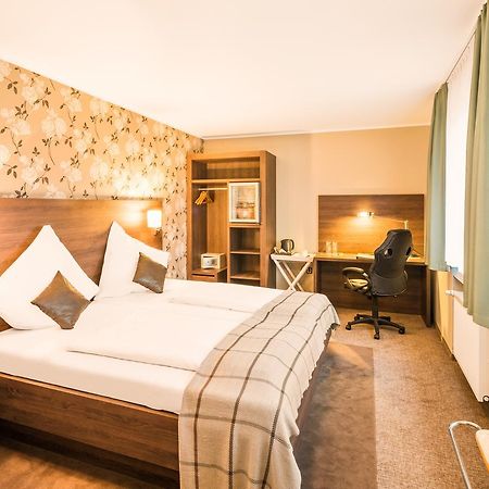 L'Escala Hotel Драйайх Екстериор снимка