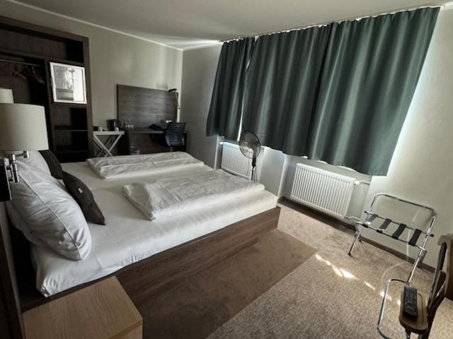 L'Escala Hotel Драйайх Екстериор снимка